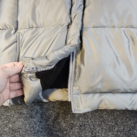 Vintage GAP Down Puffer Vest Mens Large Silver Gray 90s Bubble Vest 1999 - Picture 4 of 6